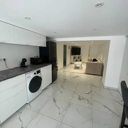 아파트 Dans Maison